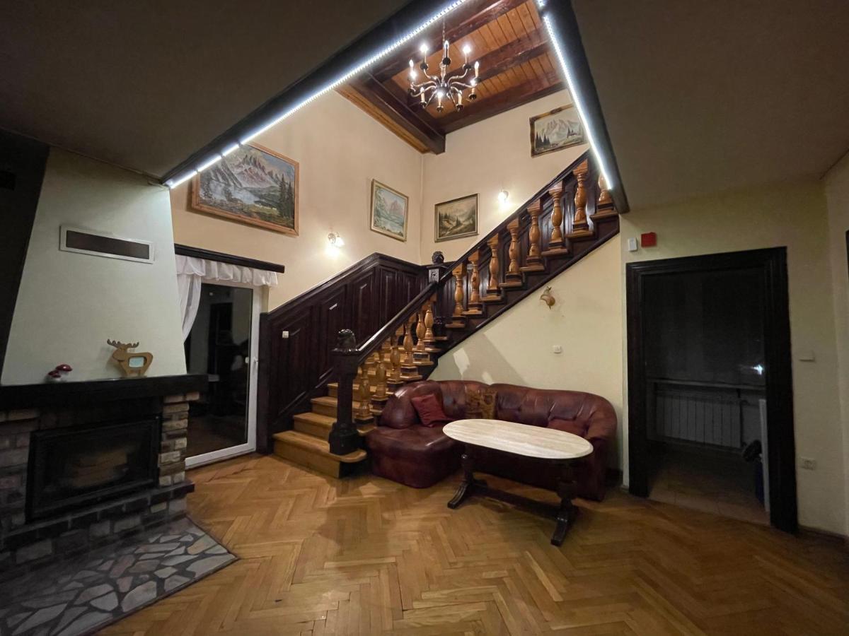 Pod Debem - Noclegi I Relaks W Karpaczu Gasthof *